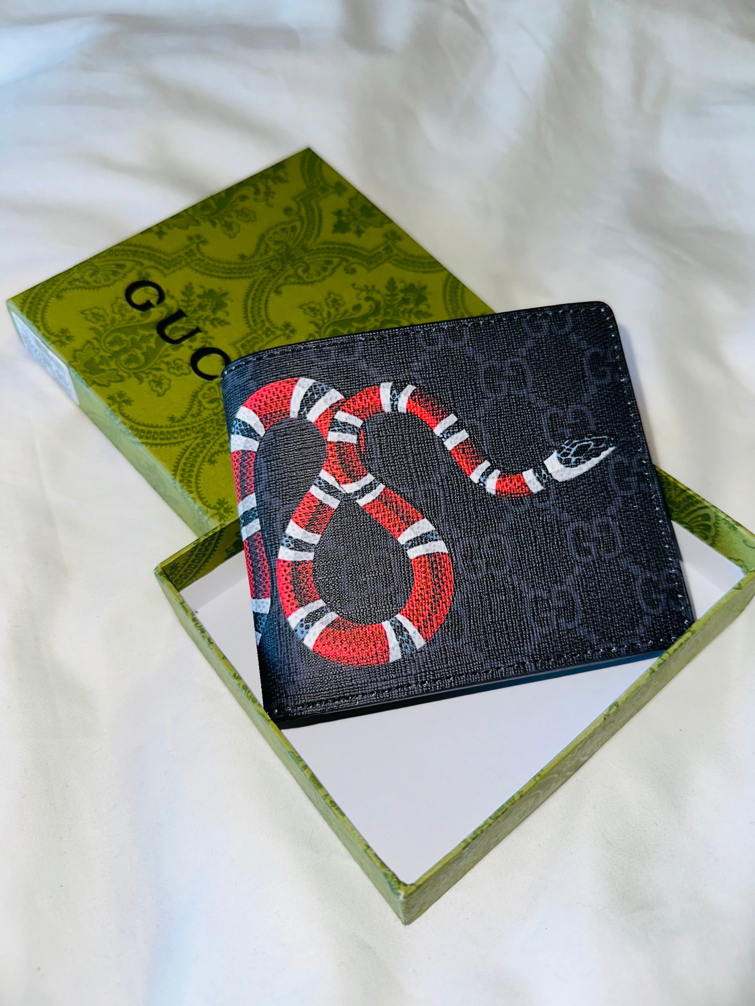 GUCCI SNAKE WALLET "BLACK"