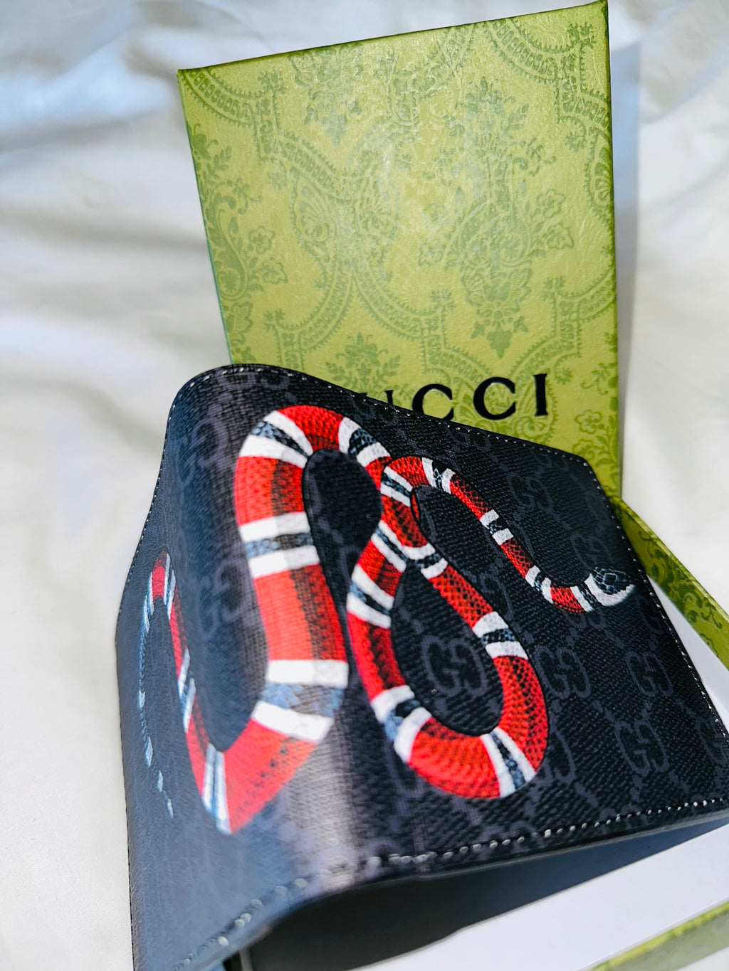 GUCCI SNAKE WALLET "BLACK"