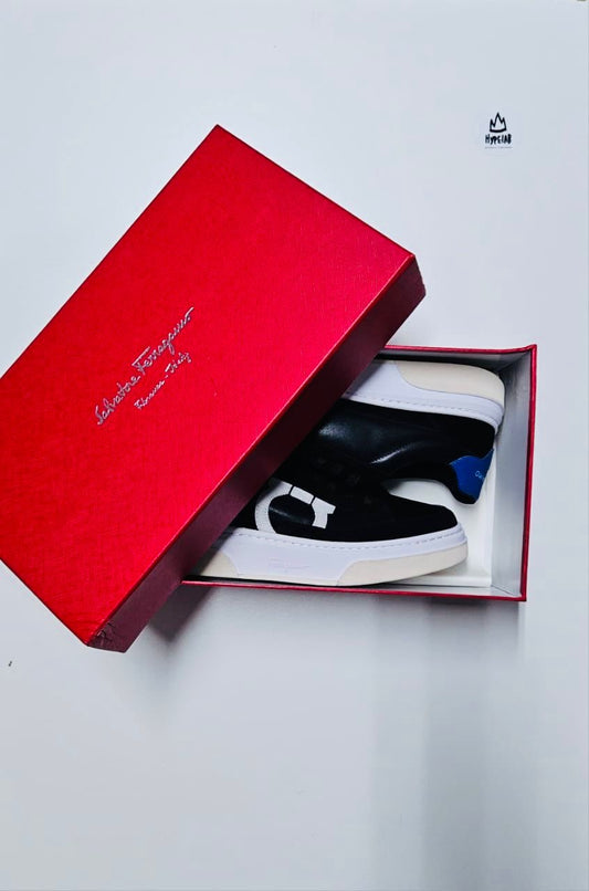FERRAGAMO LEATHER SNEAKERS “BLACK”