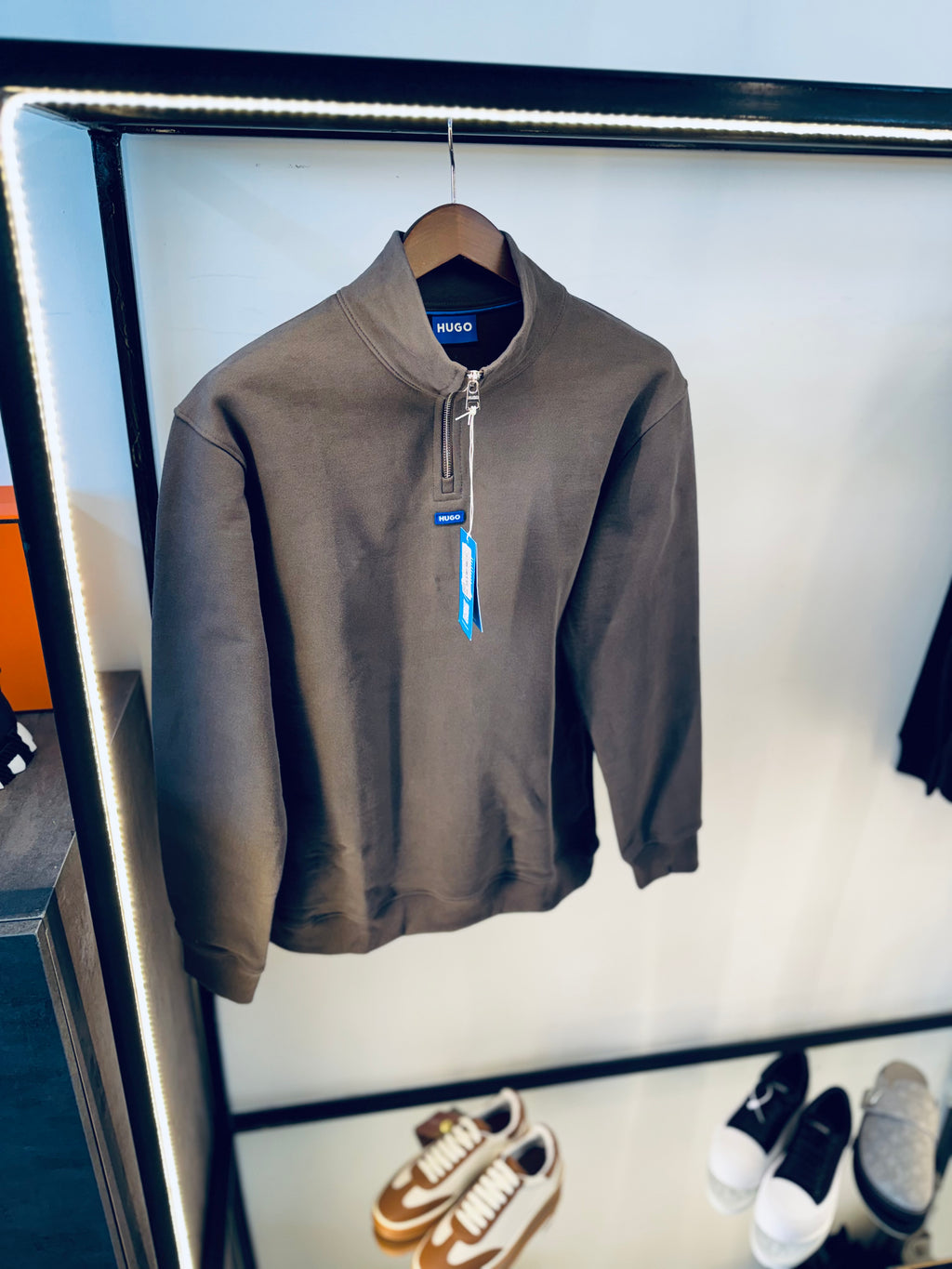 HUGO BOSS QUARTER ZIP “CHARCOAL”