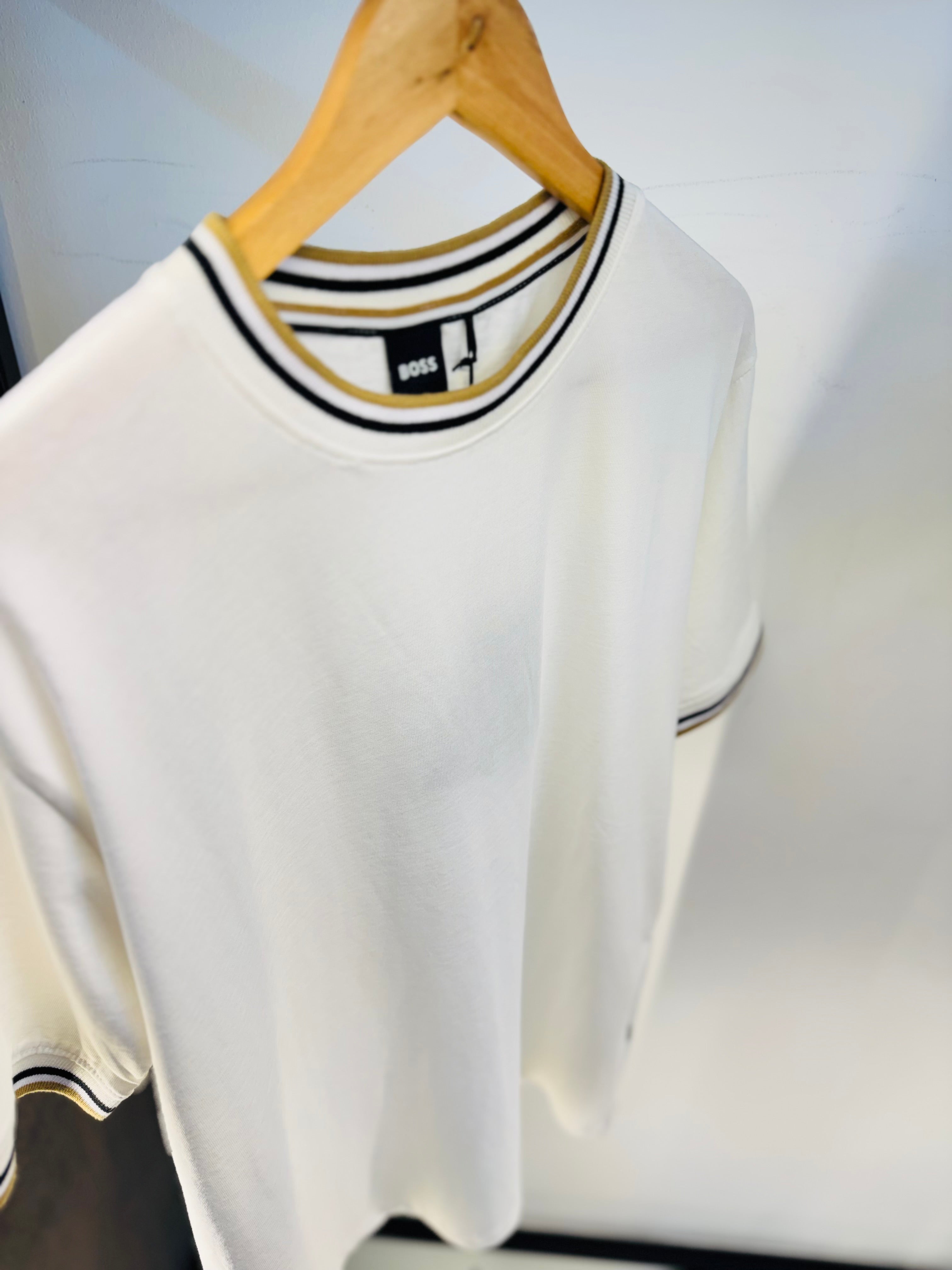 BOSS NO BRANDING T-SHIRT “CREAM-WHITE”