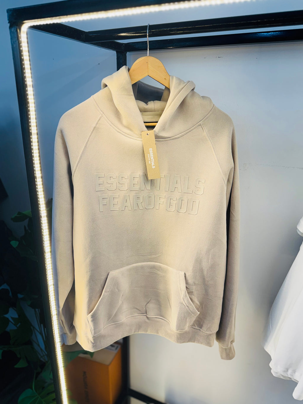 ESSENTIALS FEAR OF GOD HOODIE “LIGHT GREY”