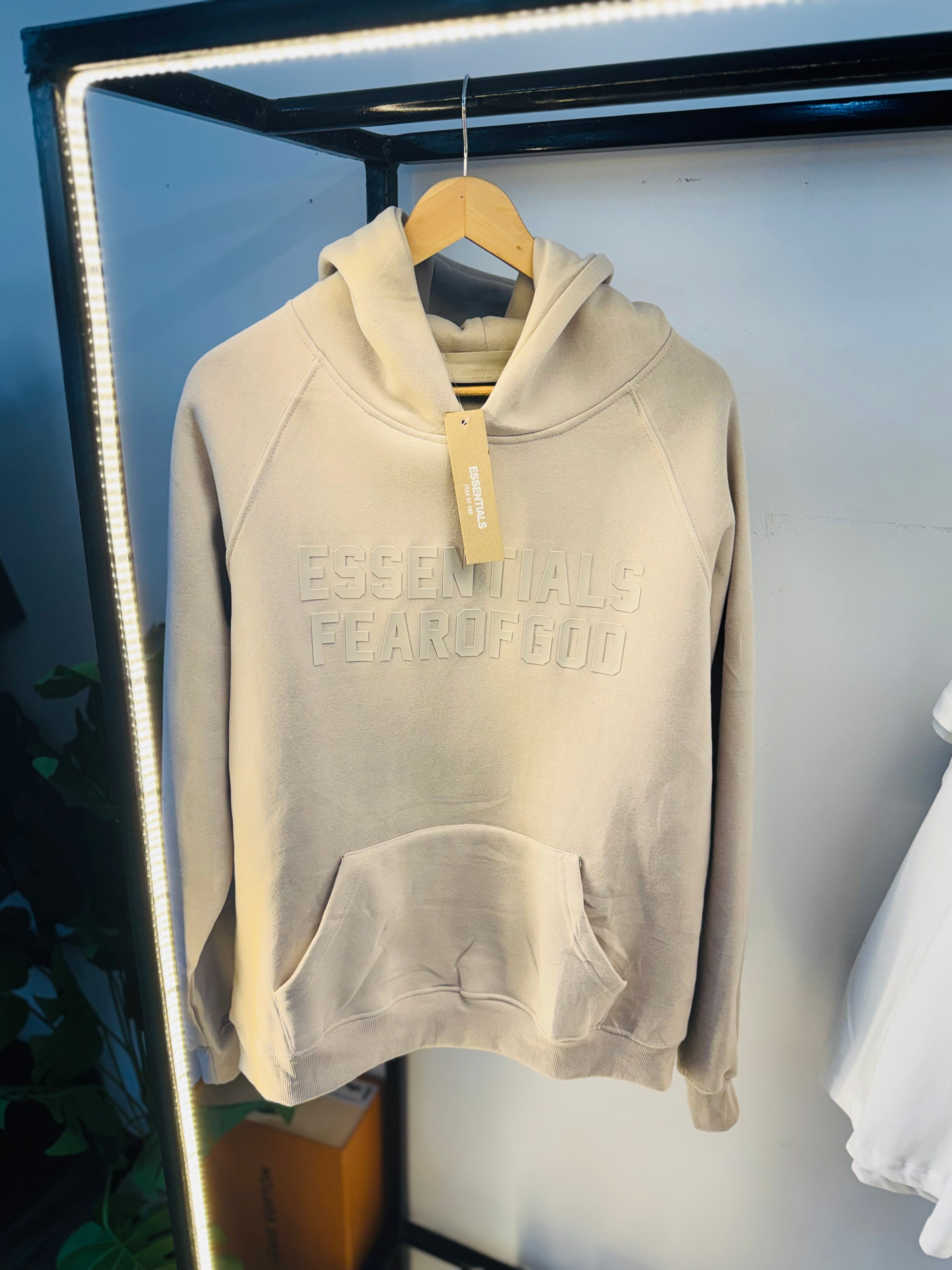 ESSENTIALS FEAR OF GOD HOODIE “LIGHT GREY”