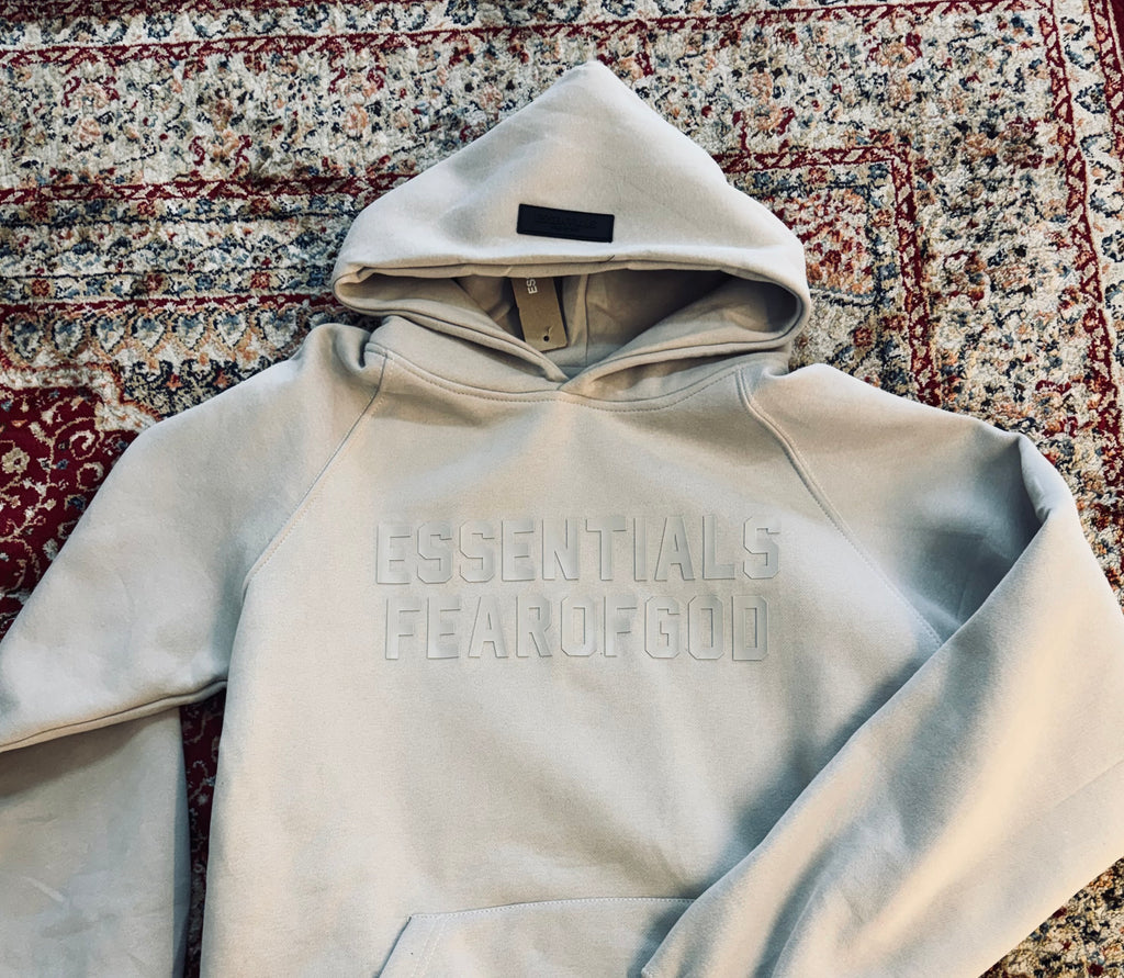 ESSENTIALS FEAR OF GOD HOODIE “LIGHT GREY”