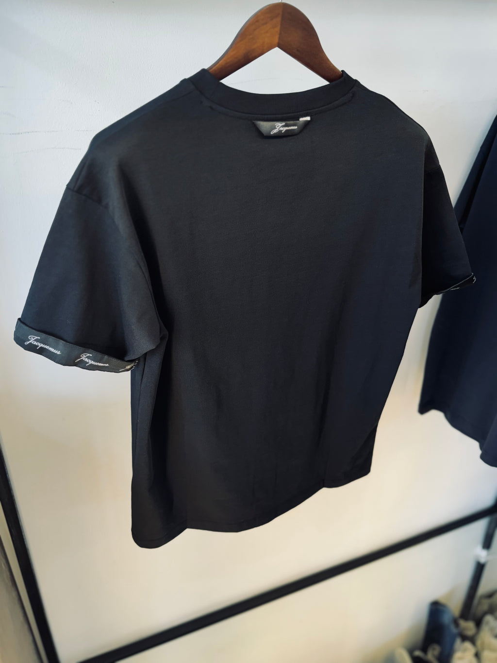 JACQUEMUS SLEEVE T-SHIRT "BLACK"