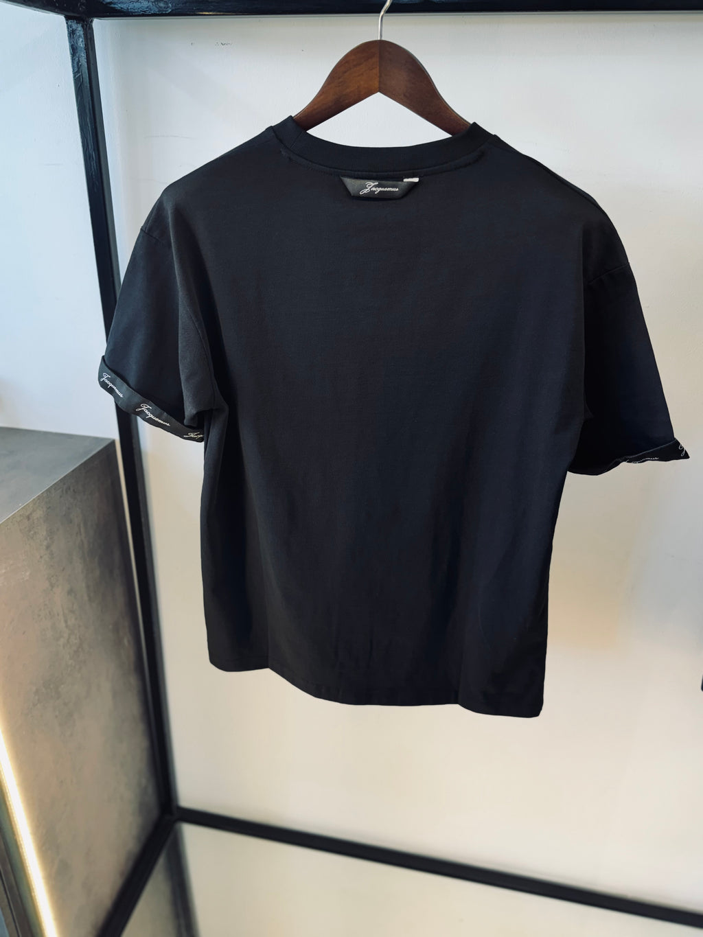 JACQUEMUS SLEEVE T-SHIRT "BLACK"