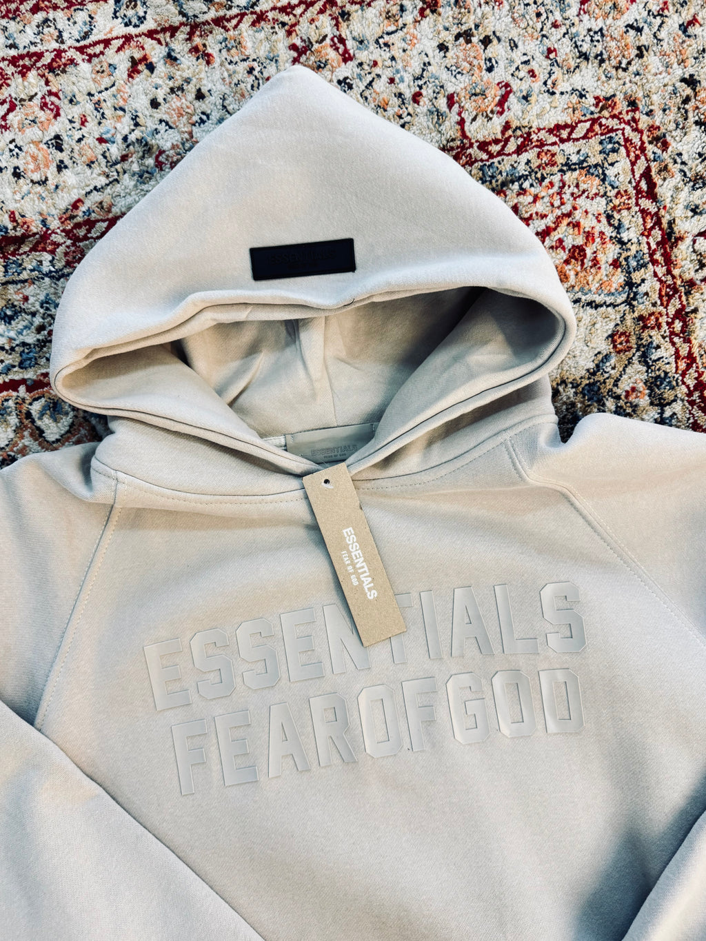 ESSENTIALS FEAR OF GOD HOODIE “LIGHT GREY”