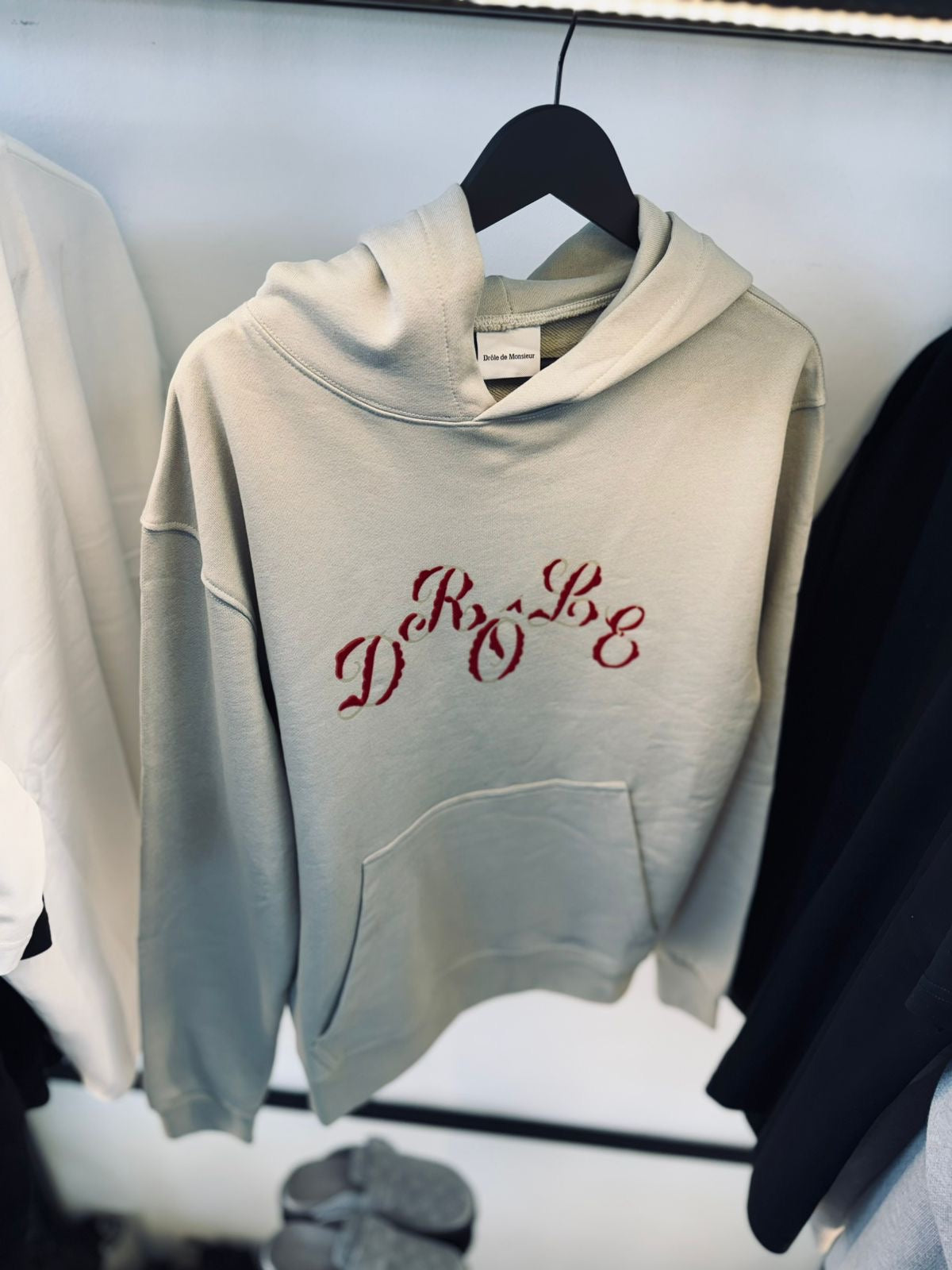 DRÔLE de MONSIEUR HOODIE “BEIGE”