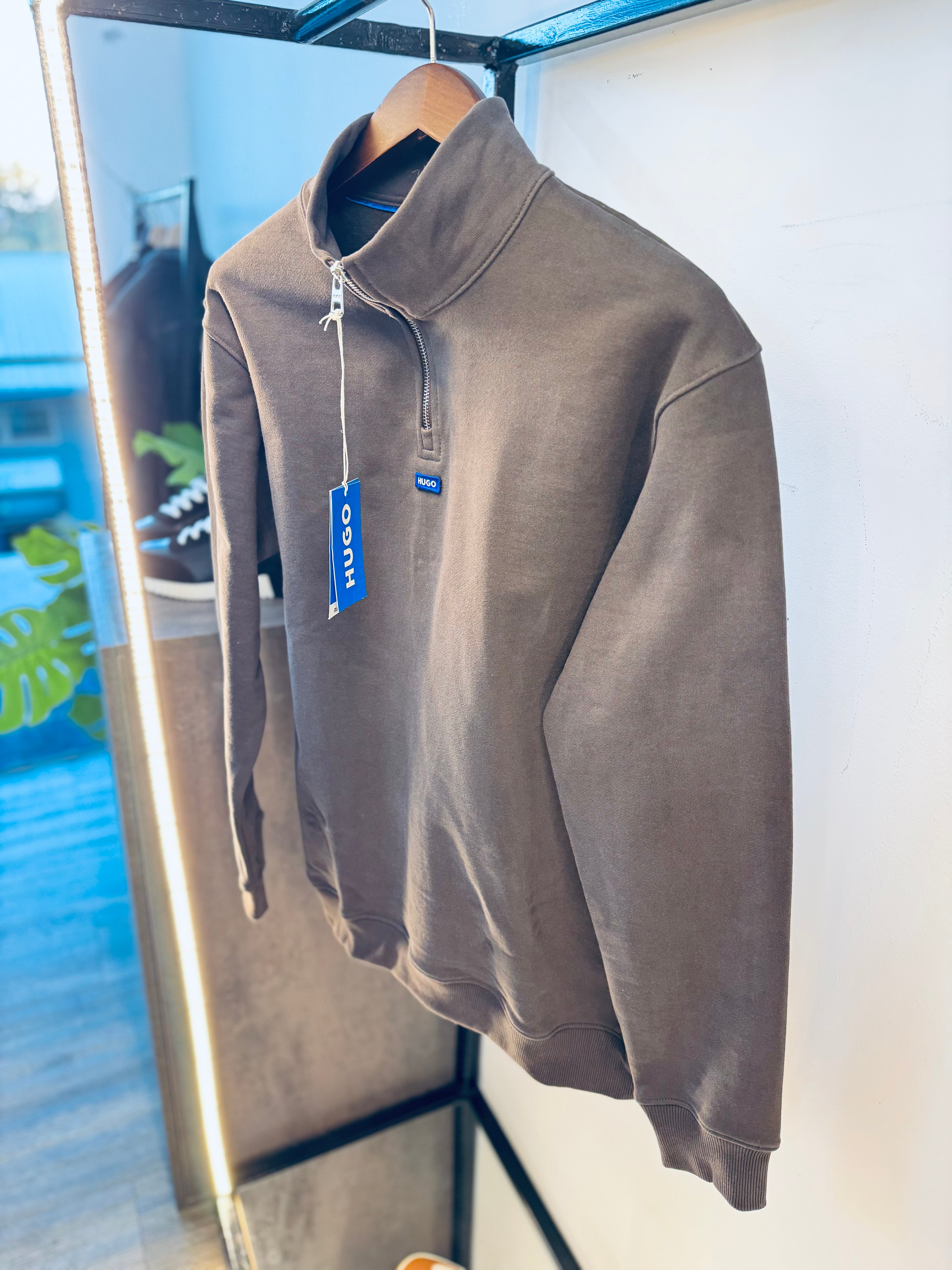 HUGO BOSS QUARTER ZIP “CHARCOAL”