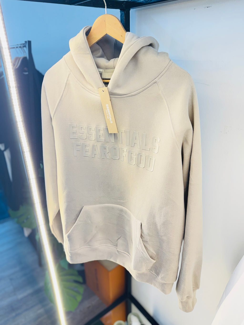 ESSENTIALS FEAR OF GOD HOODIE “LIGHT GREY”