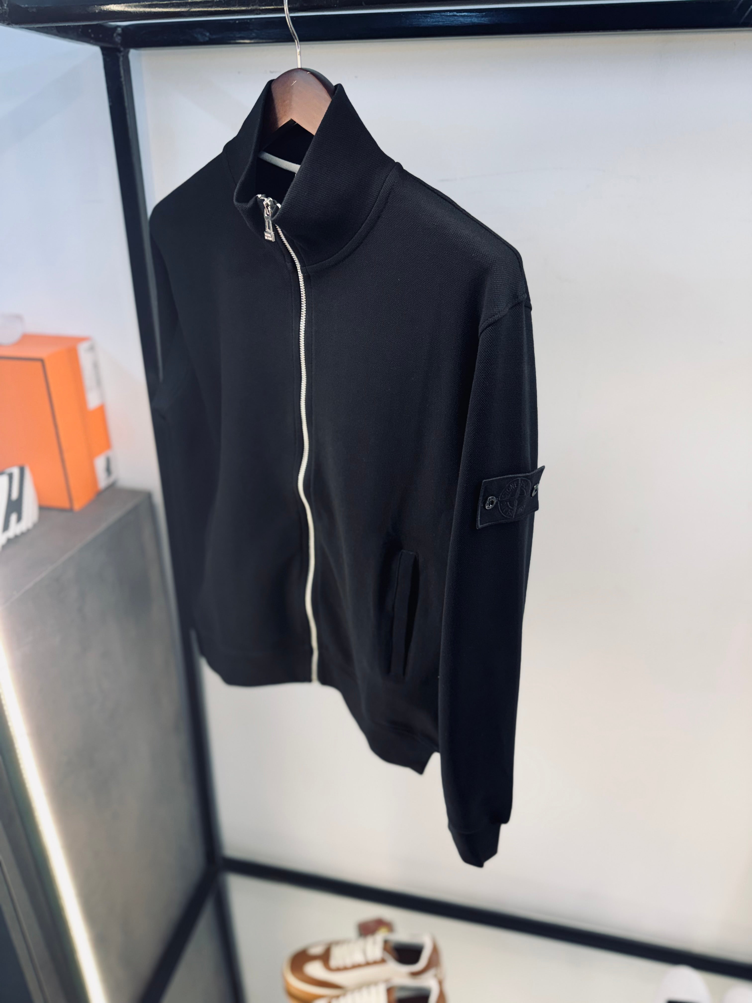 STONE ISLAND GHOST JACKET “BLACK”